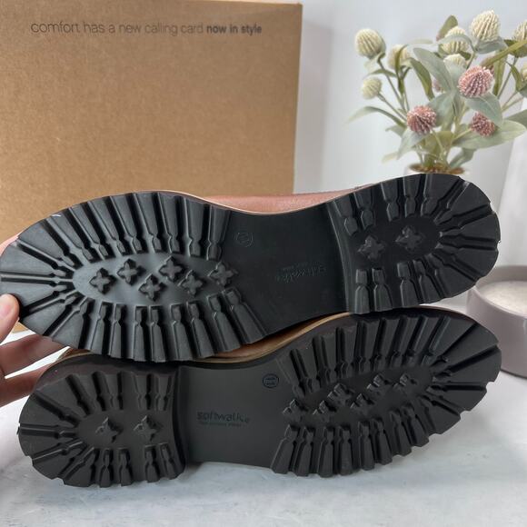 SoftWalk Indy Leather Chelsea Ankle Boots Comfort Luggage Brown Women's 11N NWB - Picture 8 of 10